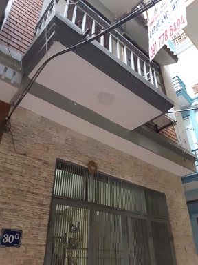 Mình có nhà 4 tầng, 5 phòng ngủ hiện đang trống 4 phòng cần cho thuê, địa chỉ tại số nhà 30G ngõ 12 Lương Khánh Thiện, Hoàng Mai.