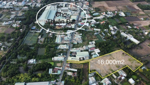 Cần bán đất đối diện cách chợ Thuận Đạt 100m nằm trên mặt đường nhựa An Phú Tây - Hưng Long
