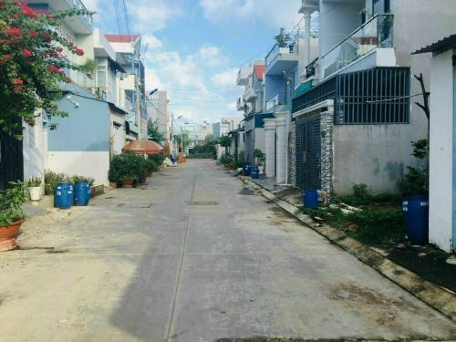 Bán đất đường 102 phường Tăng Nhơn Phú A Quận 9