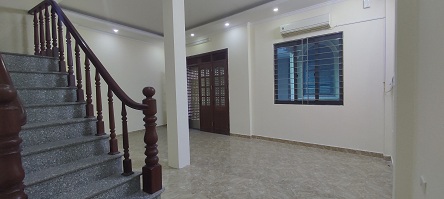 Chính chủ cần Cho thuê nhà nguyên căn 5 tầng 40m2 tại ngõ 103 Kim Mã, Ba Đình, Hà Nội.