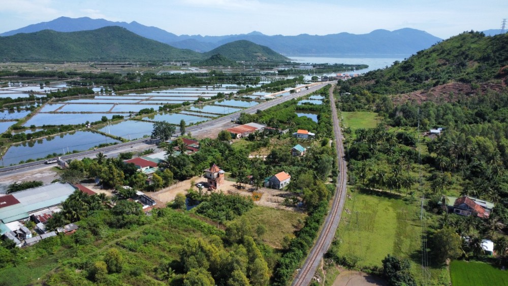 Bán Nhà quốc lộ 1A thị xã Ninh Hòa